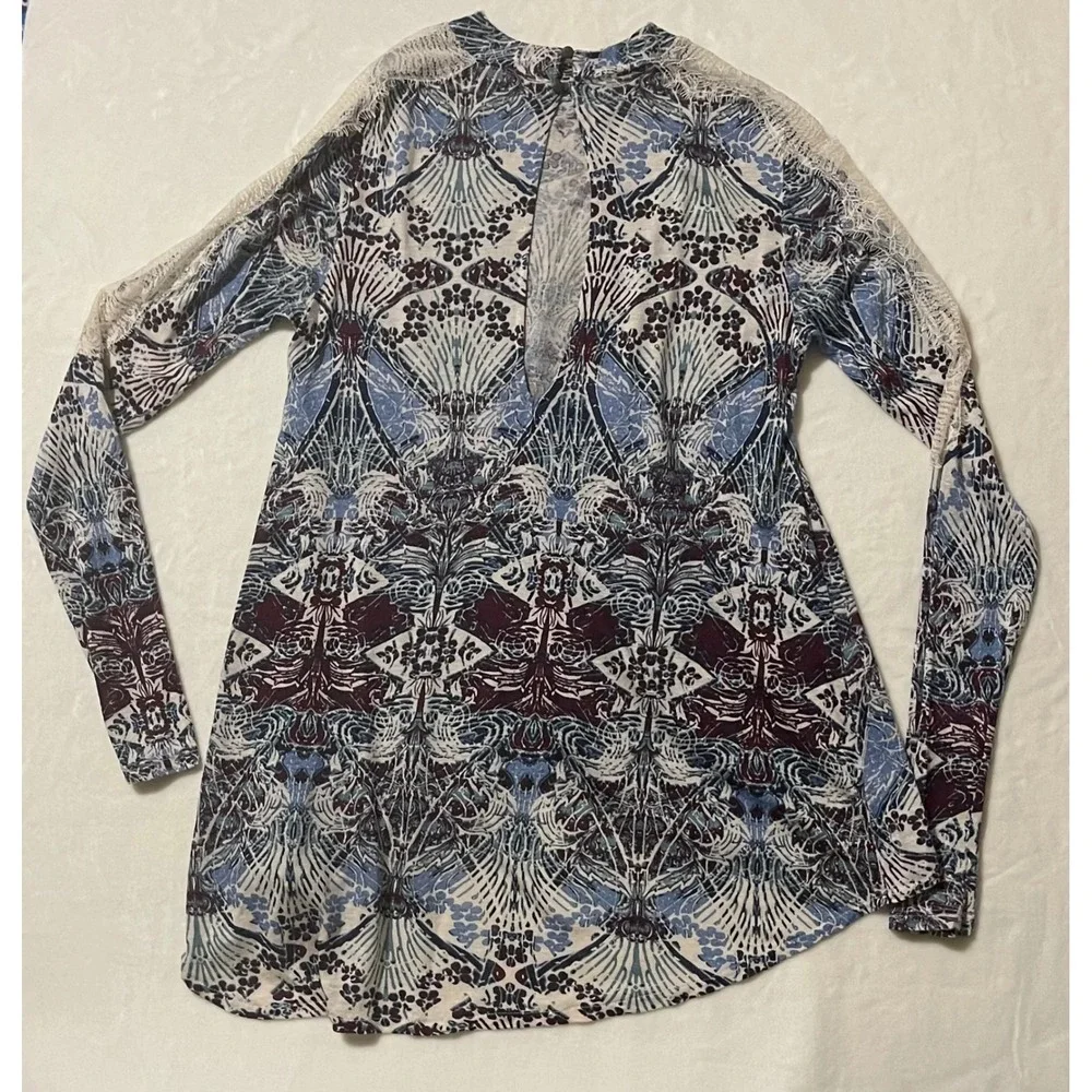 Free People eye catching